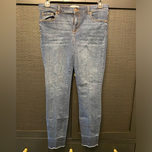 LOFT Modern Skinny Ankle Size 10 Frayed Raw Hem - Picture 1 of 8